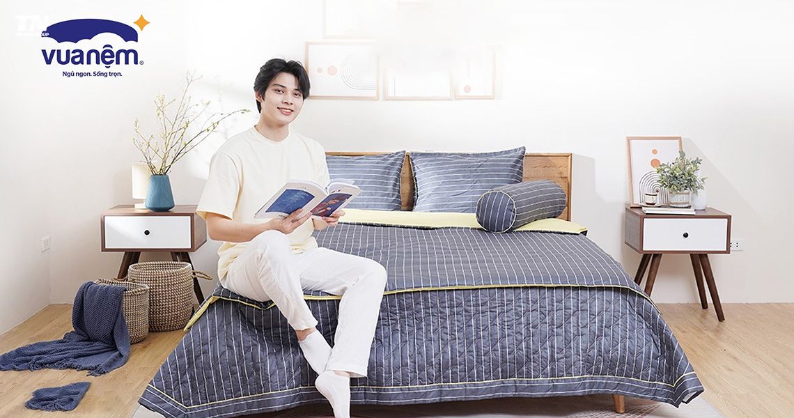 Vua Nệm – Hành trình 15 năm từ cửa hàng nhỏ đến thương hiệu dẫn đầu ngành giấc ngủ Việt Nam. Tìm hiểu cách Vua Nệm đổi mới với hệ thống LMS, nâng tầm nhân sự và chất lượng dịch vụ.